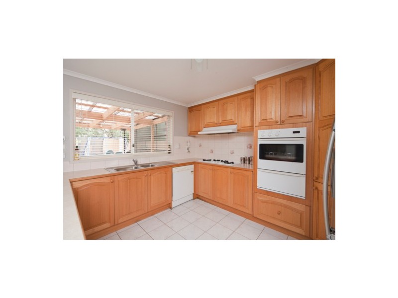 5 Turnberry Ave, Narre Warren South VIC 3805