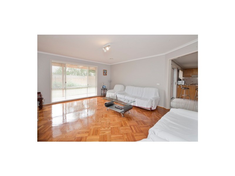 5 Turnberry Ave, Narre Warren South VIC 3805