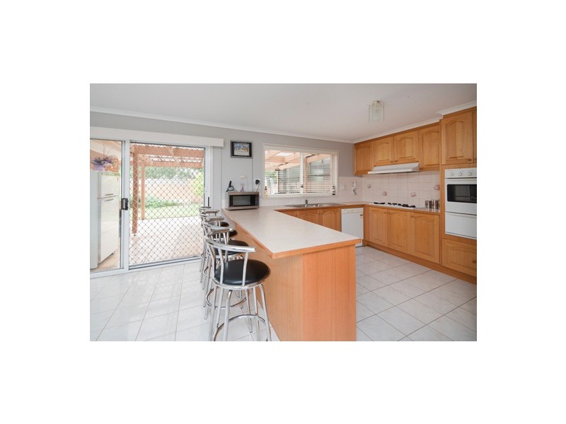 5 Turnberry Ave, Narre Warren South VIC 3805