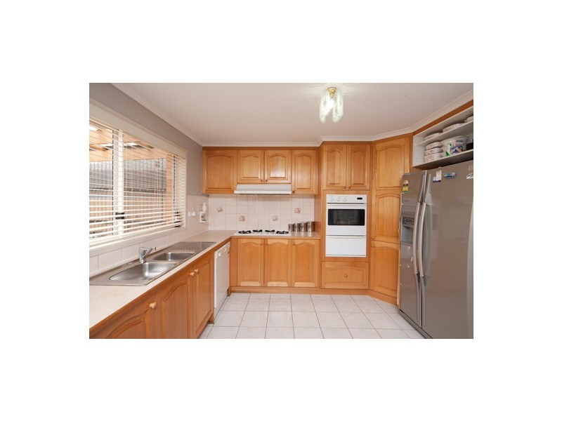 5 Turnberry Ave, Narre Warren South VIC 3805