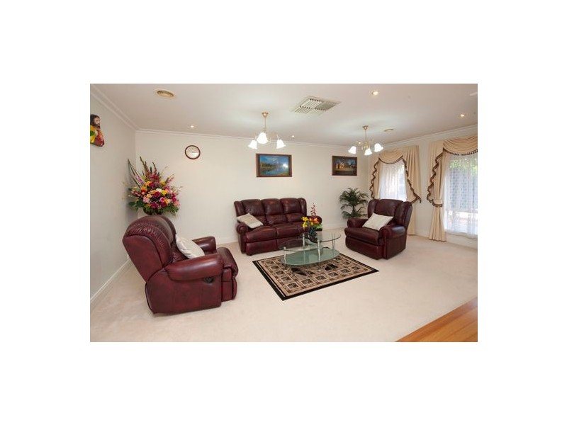 72 Littlecroft Avenue, Narre Warren South VIC 3805