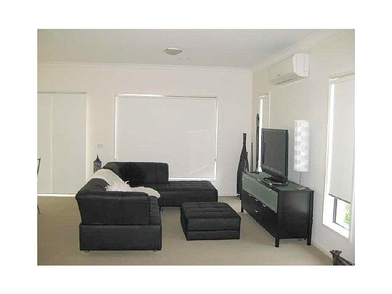 70 Meridian Circuit, Berwick VIC 3806