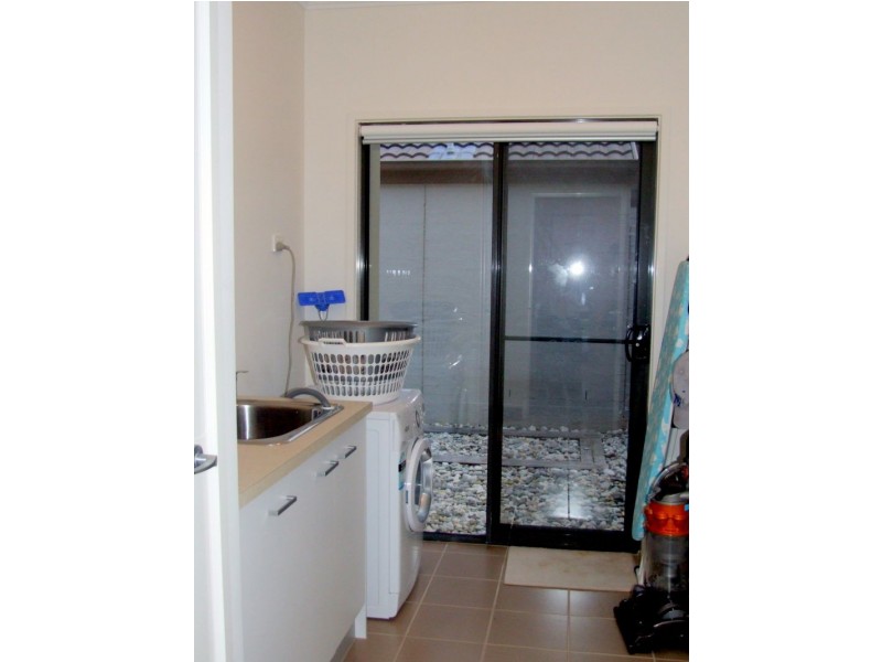 70 Meridian Circuit, Berwick VIC 3806