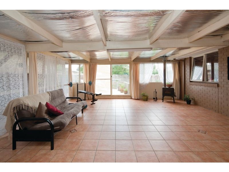 10  Glenleigh Court, Cranbourne North VIC 3977