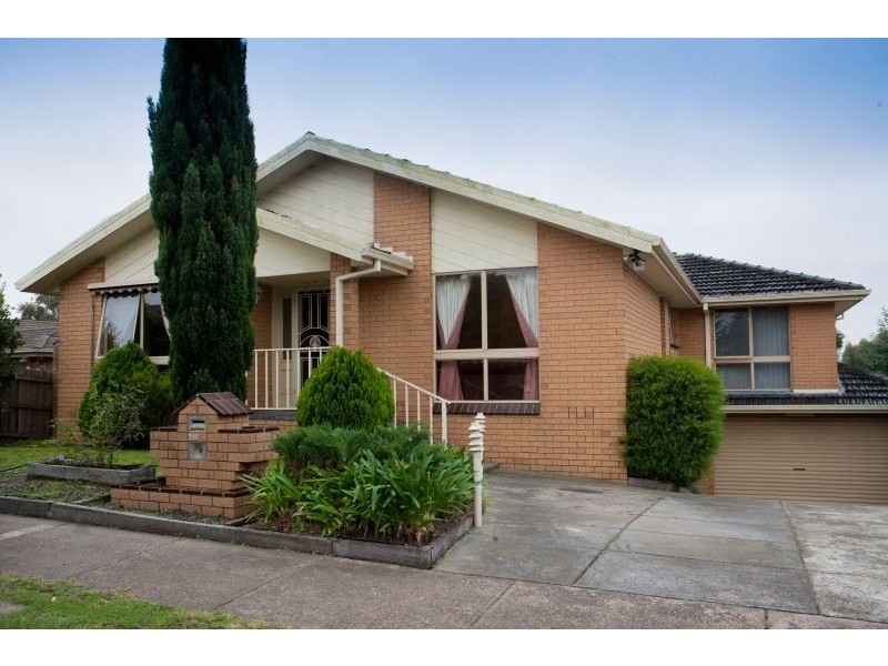 48 Justin Circuit, Hampton Park VIC 3976