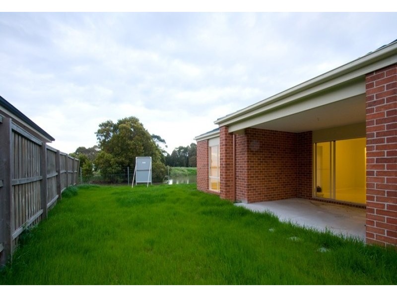 3 Amstel Mews, Cranbourne VIC 3977