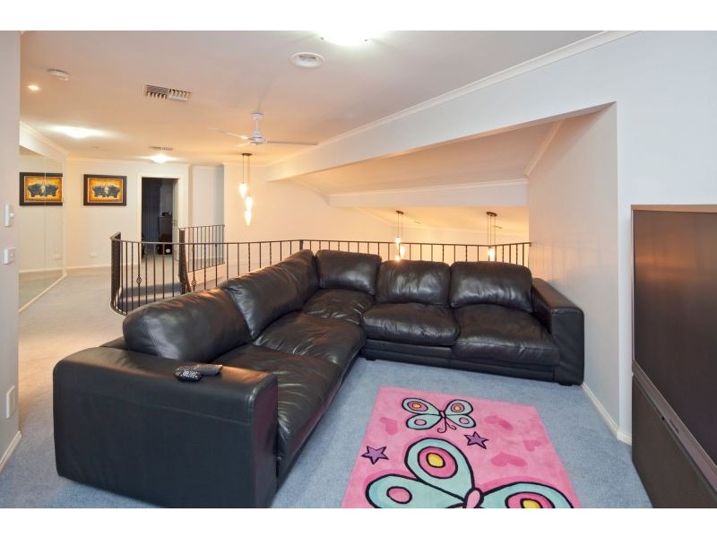 23 Harold Keys Drive, Narre Warren South VIC 3805