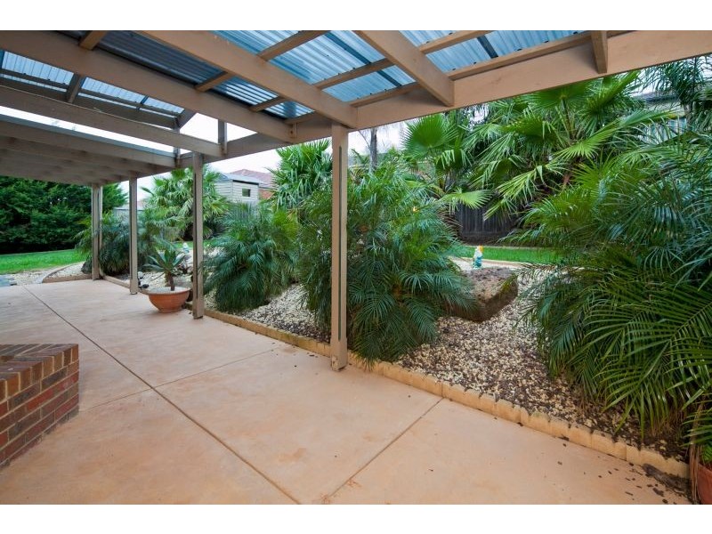 23 Harold Keys Drive, Narre Warren South VIC 3805