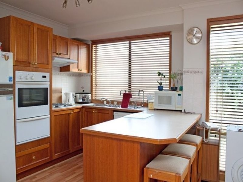 9 Swan Court, Narre Warren South VIC 3805