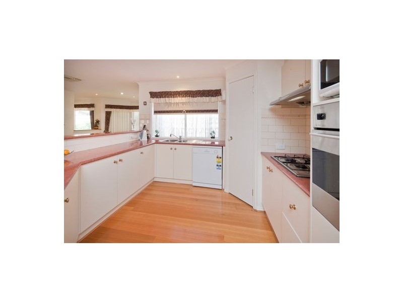 72 Littlecroft Avenue, Narre Warren South VIC 3805