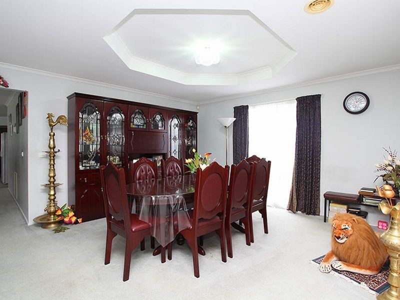 14 Pike Close, Narre Warren South VIC 3805