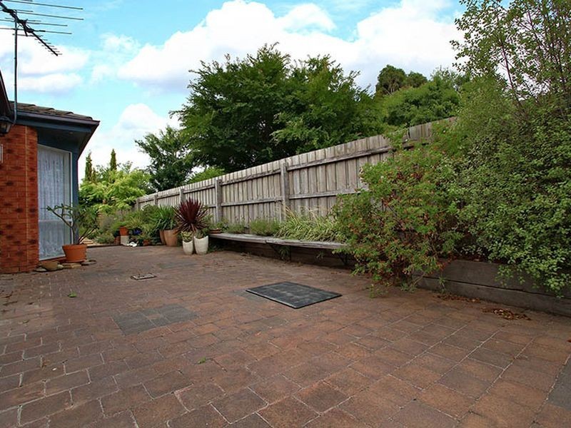 14 Pike Close, Narre Warren South VIC 3805