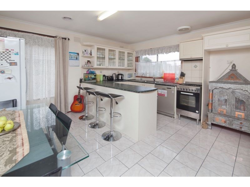 20 Hampton Drive, Hampton Park VIC 3976