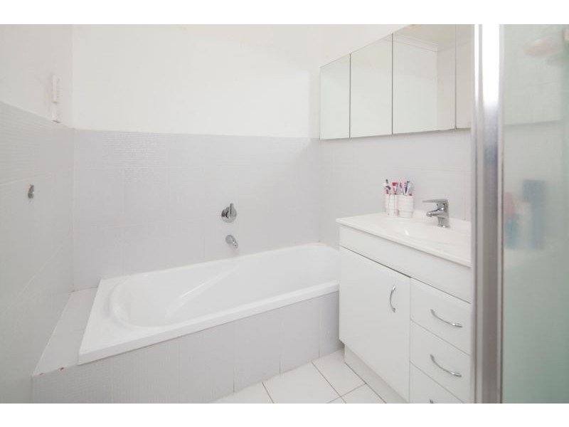 20 Hampton Drive, Hampton Park VIC 3976