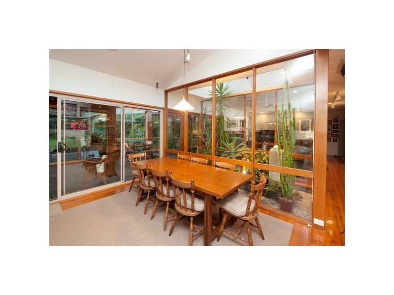 328 Pound Road, Narre Warren South VIC 3805