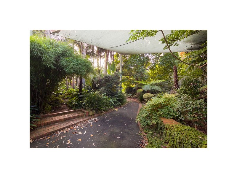 328 Pound Road, Narre Warren South VIC 3805