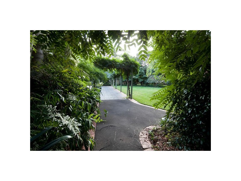 328 Pound Road, Narre Warren South VIC 3805