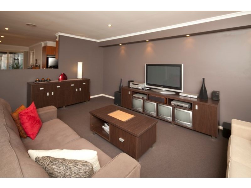 5 Provence Place, Narre Warren South VIC 3805