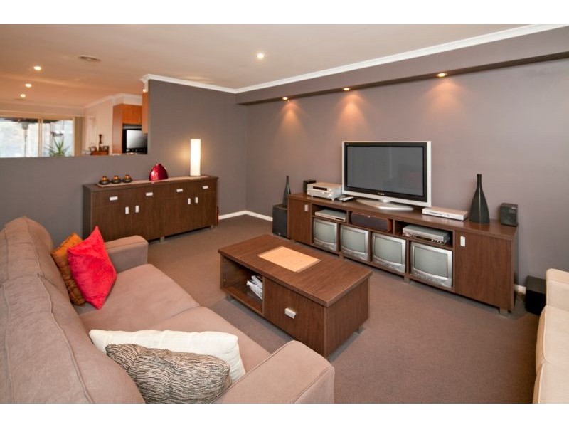 5 Provence Place, Narre Warren South VIC 3805