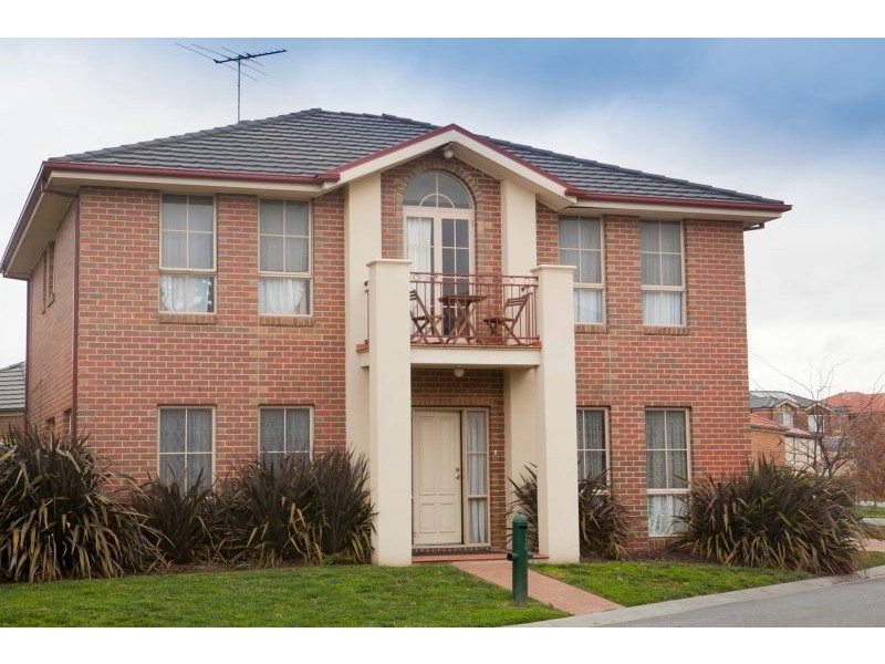15 Penrose Drive, Narre Warren South VIC 3805