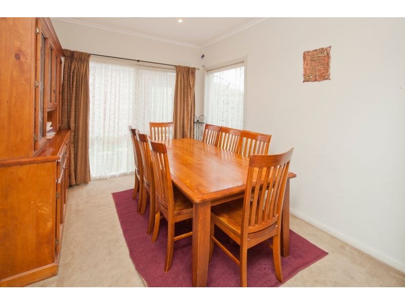 15 Penrose Drive, Narre Warren South VIC 3805
