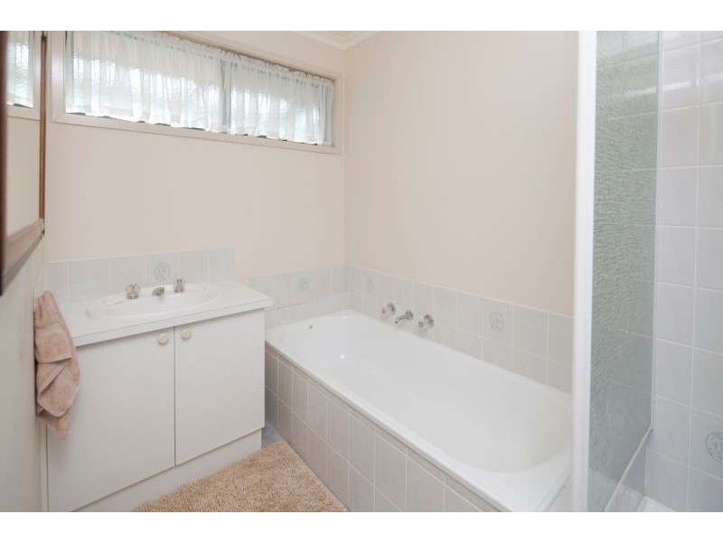 13 Quail Court, Narre Warren South VIC 3805