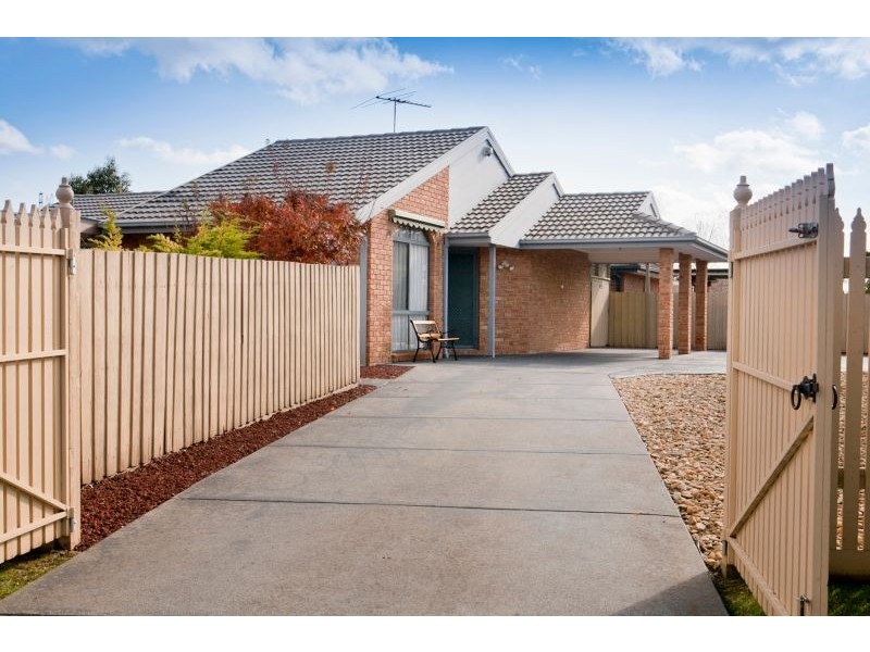 13 Quail Court, Narre Warren South VIC 3805