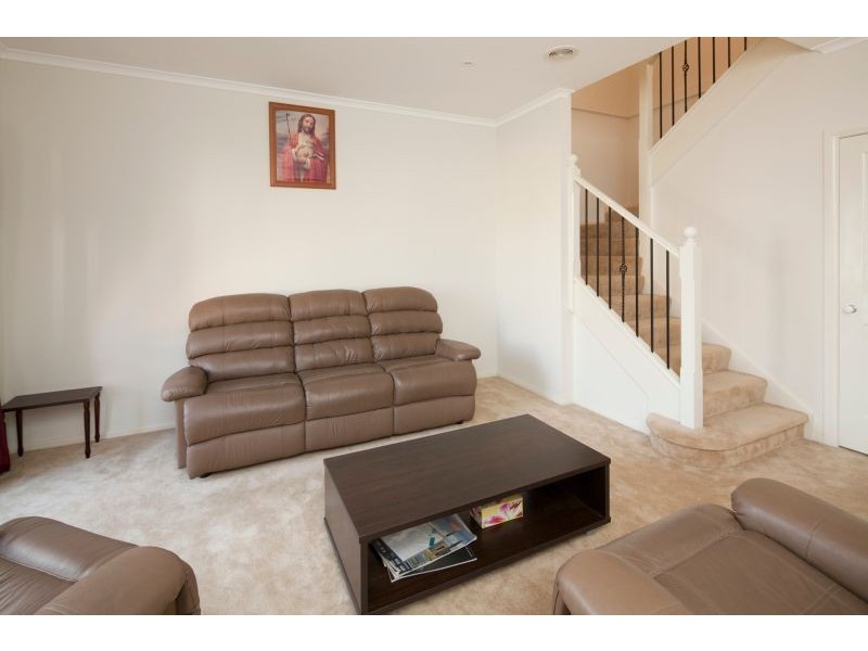 28 Amhurst Drive, Narre Warren South VIC 3805