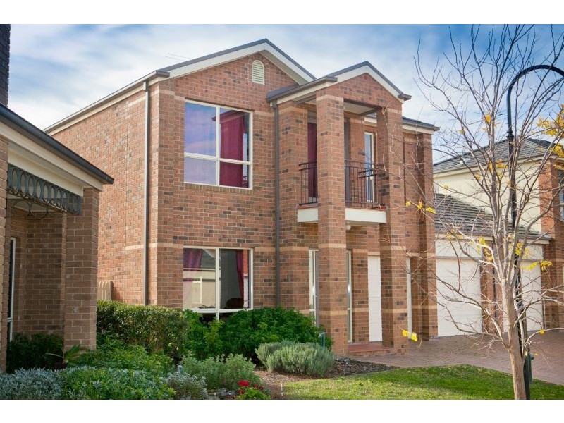 28 Amhurst Drive, Narre Warren South VIC 3805