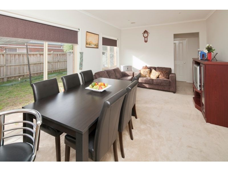 28 Amhurst Drive, Narre Warren South VIC 3805