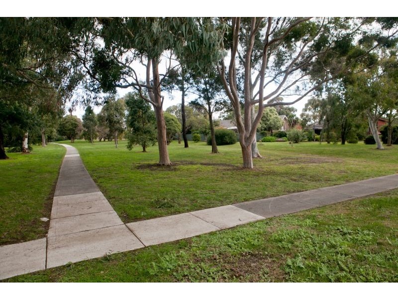 10 Prospect Hill Rd, Narre Warren VIC 3805