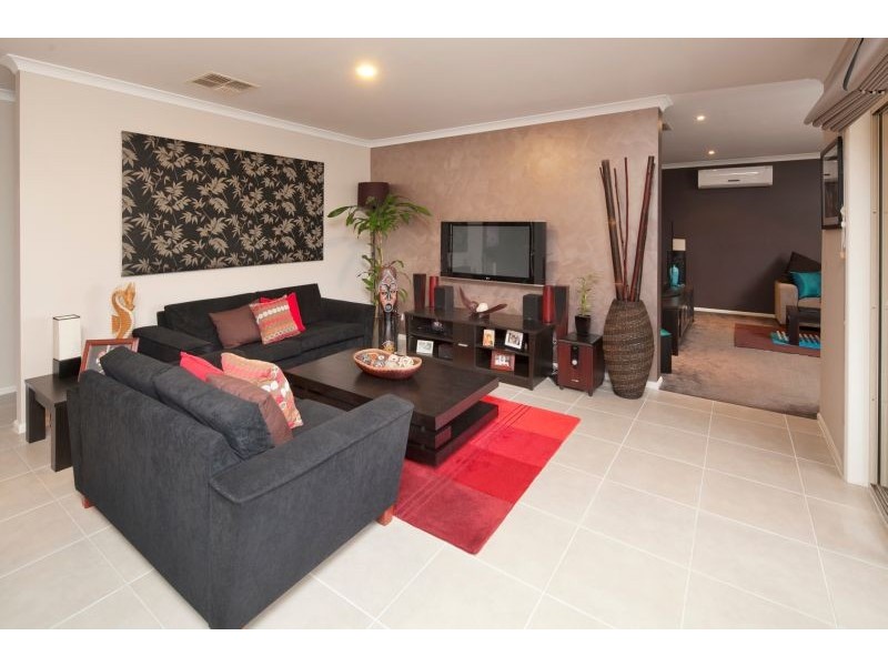 9 Buster Court, Narre Warren South VIC 3805