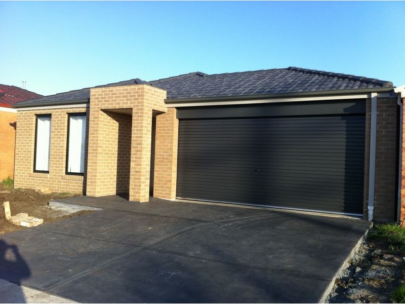 26 Vega Terrace, Cranbourne VIC 3977