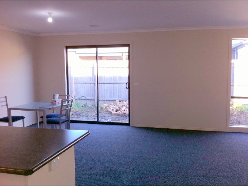 26 Vega Terrace, Cranbourne VIC 3977