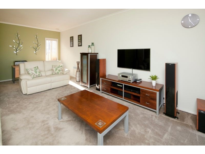 14 Penrose Drive, Narre Warren South VIC 3805
