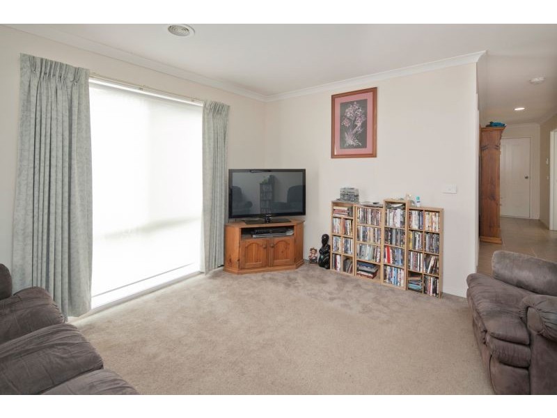 23 Archers Field Drive, Cranbourne East VIC 3977