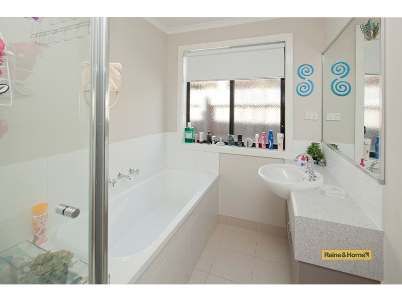 UNIT 6/9 Carly Close, Narre Warren South VIC 3805