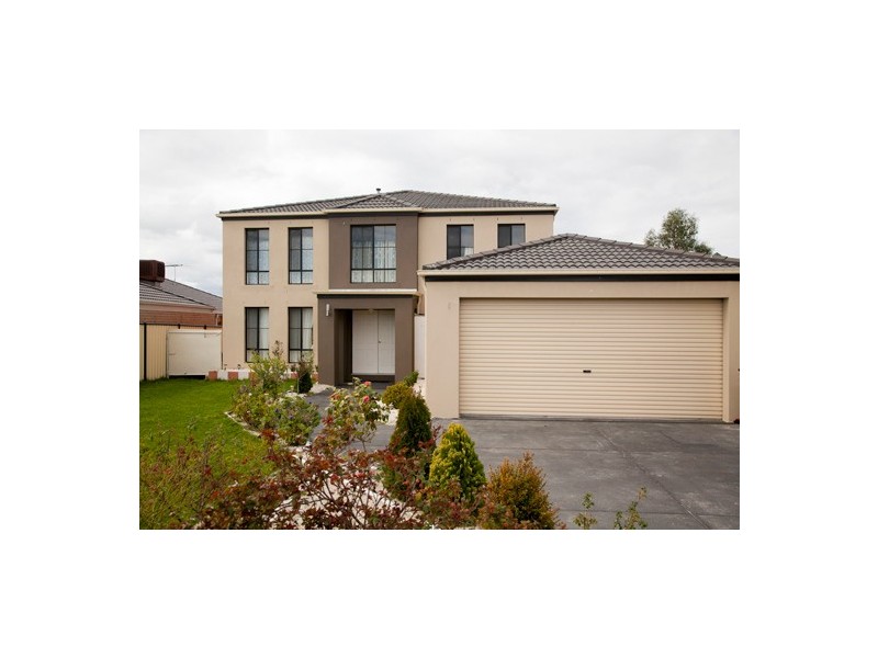 6 Blandford Crescent, Narre Warren South VIC 3805