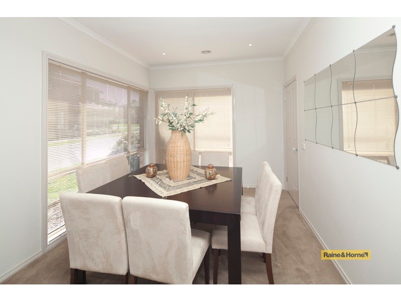 45 Amhurst Drive, Narre Warren South VIC 3805