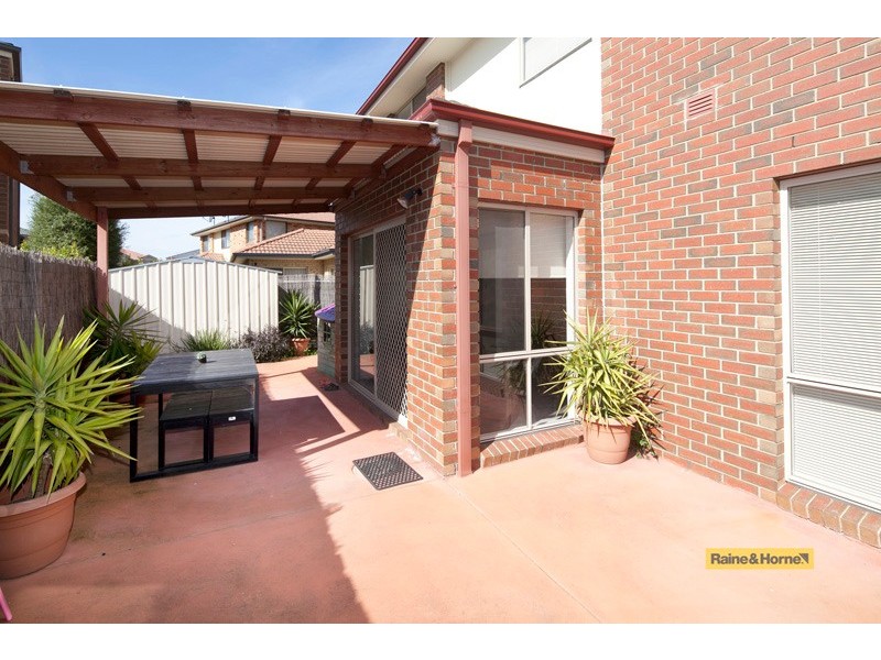 45 Amhurst Drive, Narre Warren South VIC 3805