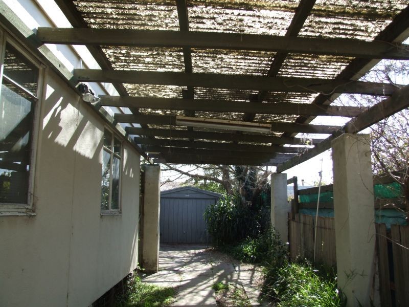 5 Page Court, Dandenong North VIC 3175