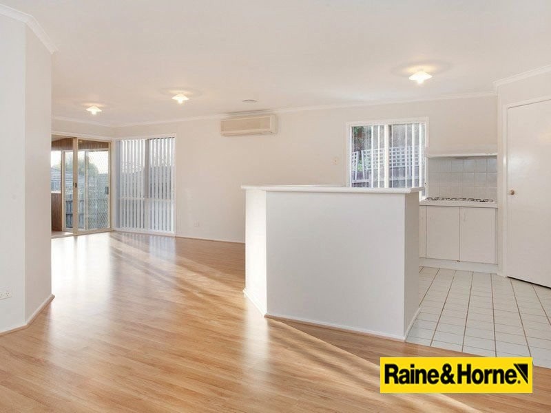 11 Edith Rise, Hampton Park VIC 3976