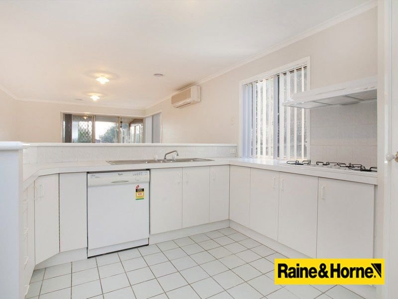 11 Edith Rise, Hampton Park VIC 3976