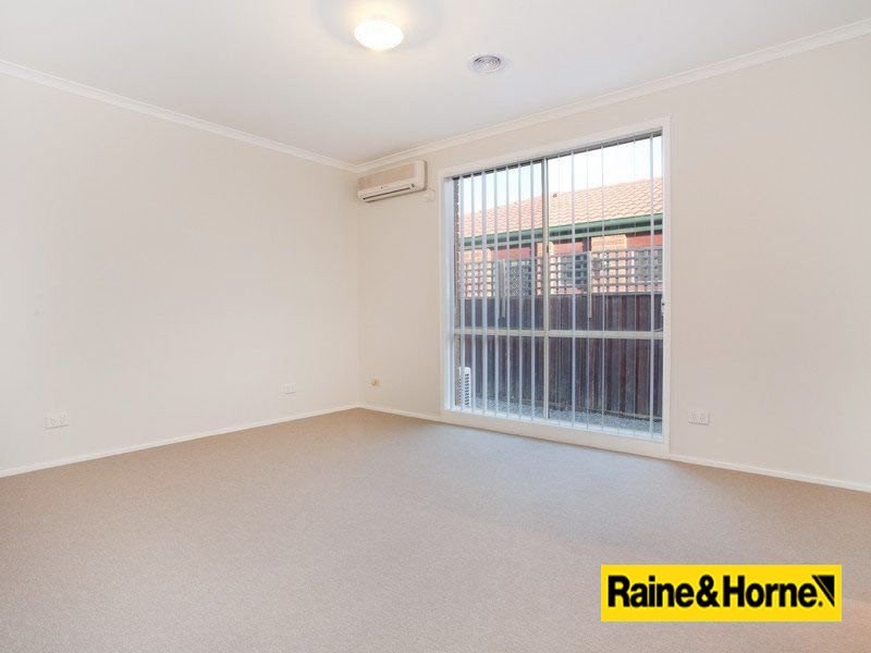 11 Edith Rise, Hampton Park VIC 3976