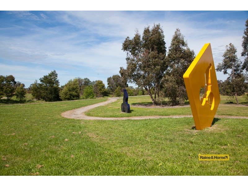 6 Norisha Court, Dandenong North VIC 3175