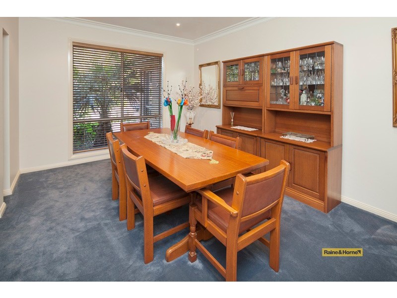 5 Galloway Drive, Narre Warren South VIC 3805