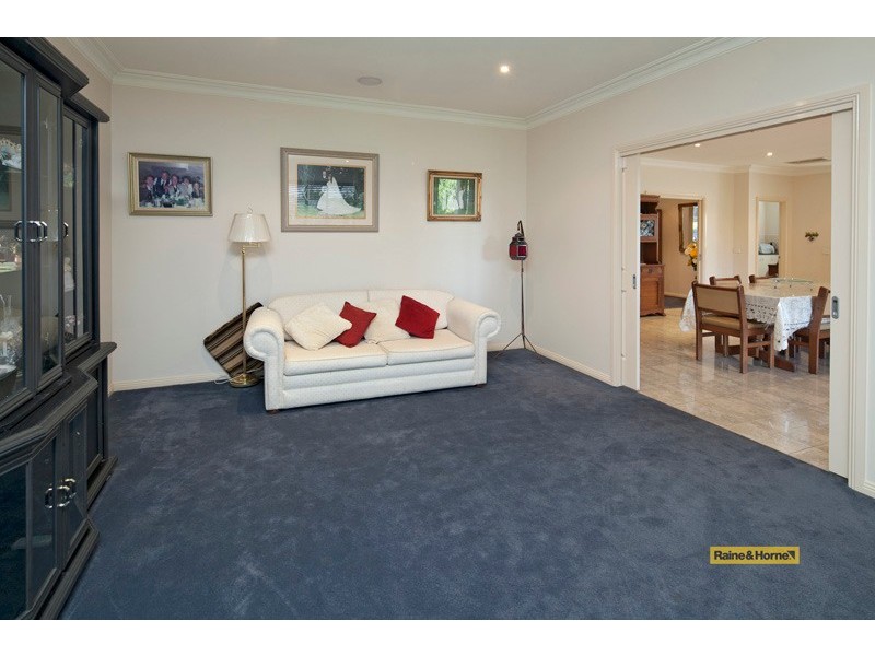 5 Galloway Drive, Narre Warren South VIC 3805
