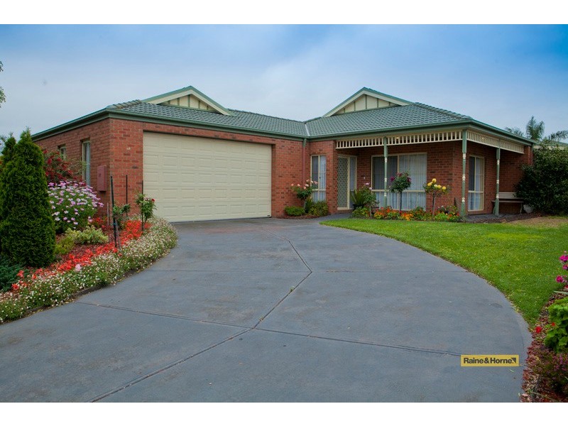 27 Littlecroft Avenue, Narre Warren South VIC 3805