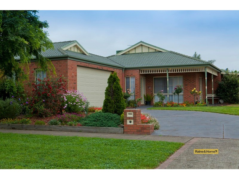 27 Littlecroft Avenue, Narre Warren South VIC 3805