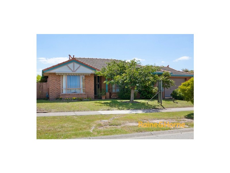 18 Dewsbury Court, Narre Warren South VIC 3805